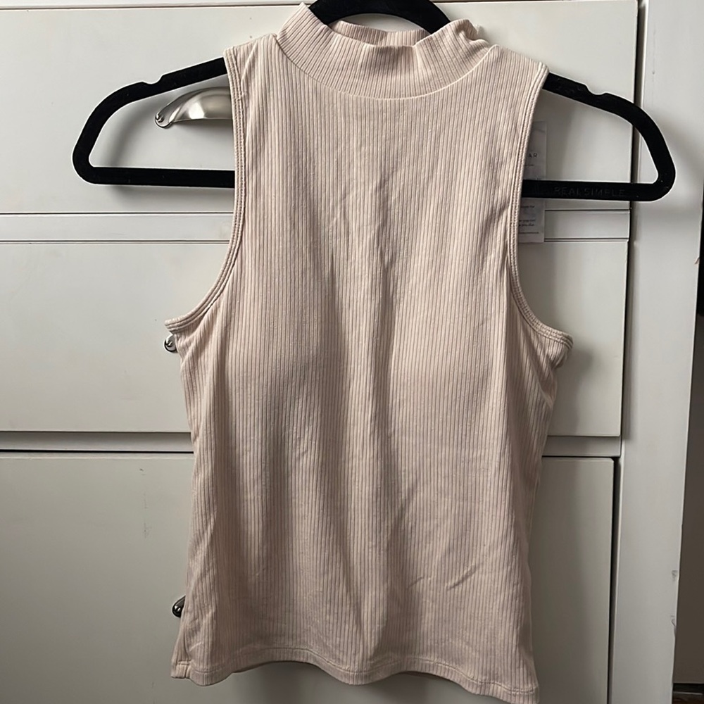 Klassy Network Mockneck